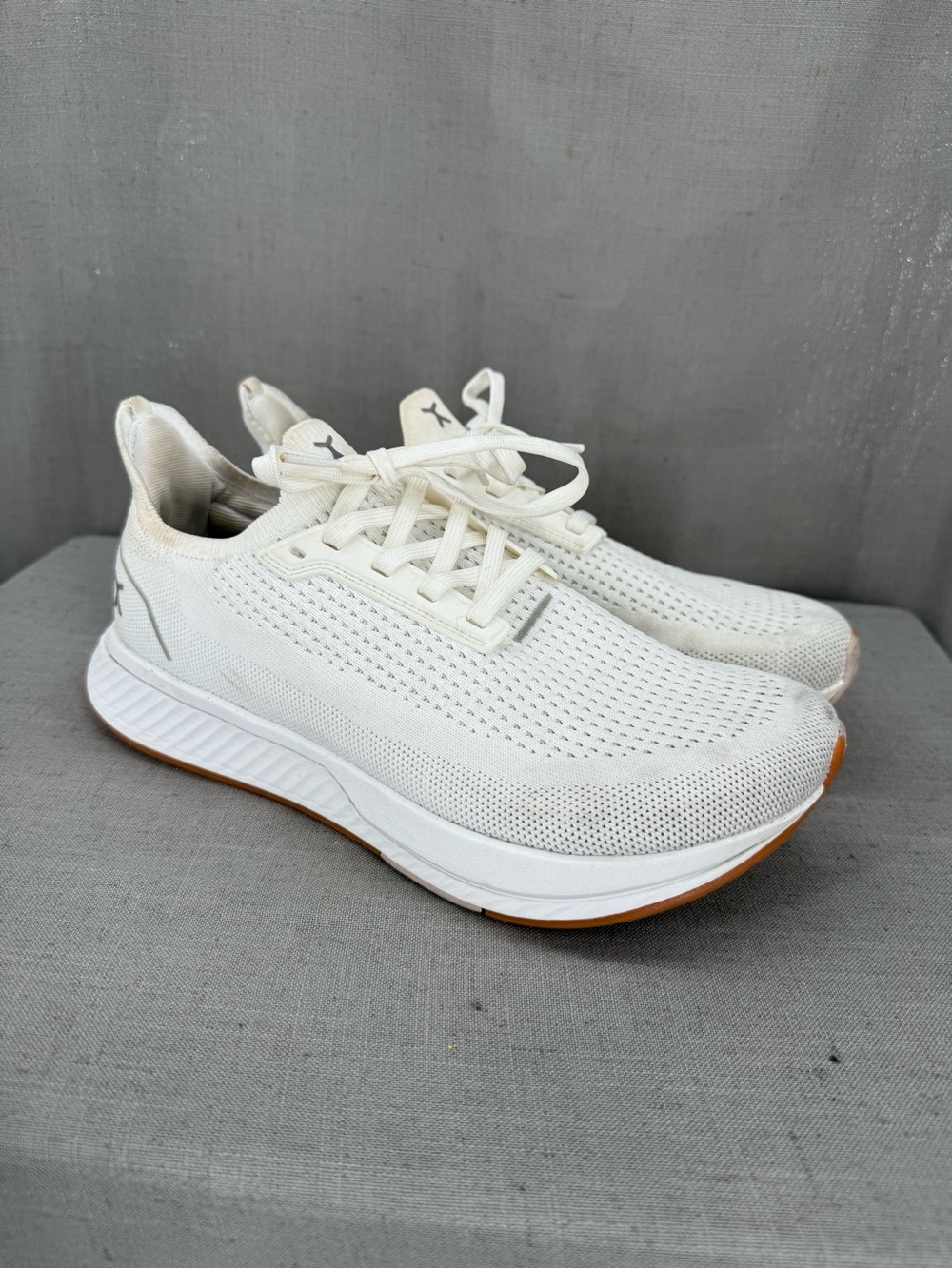 Flux Womens Adapt Runner White Gum Running Athletic Barefoot Knit Shoes Size 9